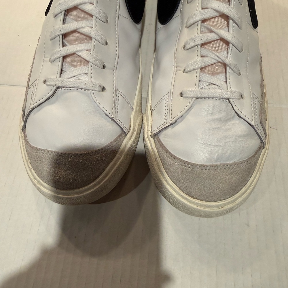 Nike Blazer Mid 77 Vintage Sneakers - Picture 8 of 9